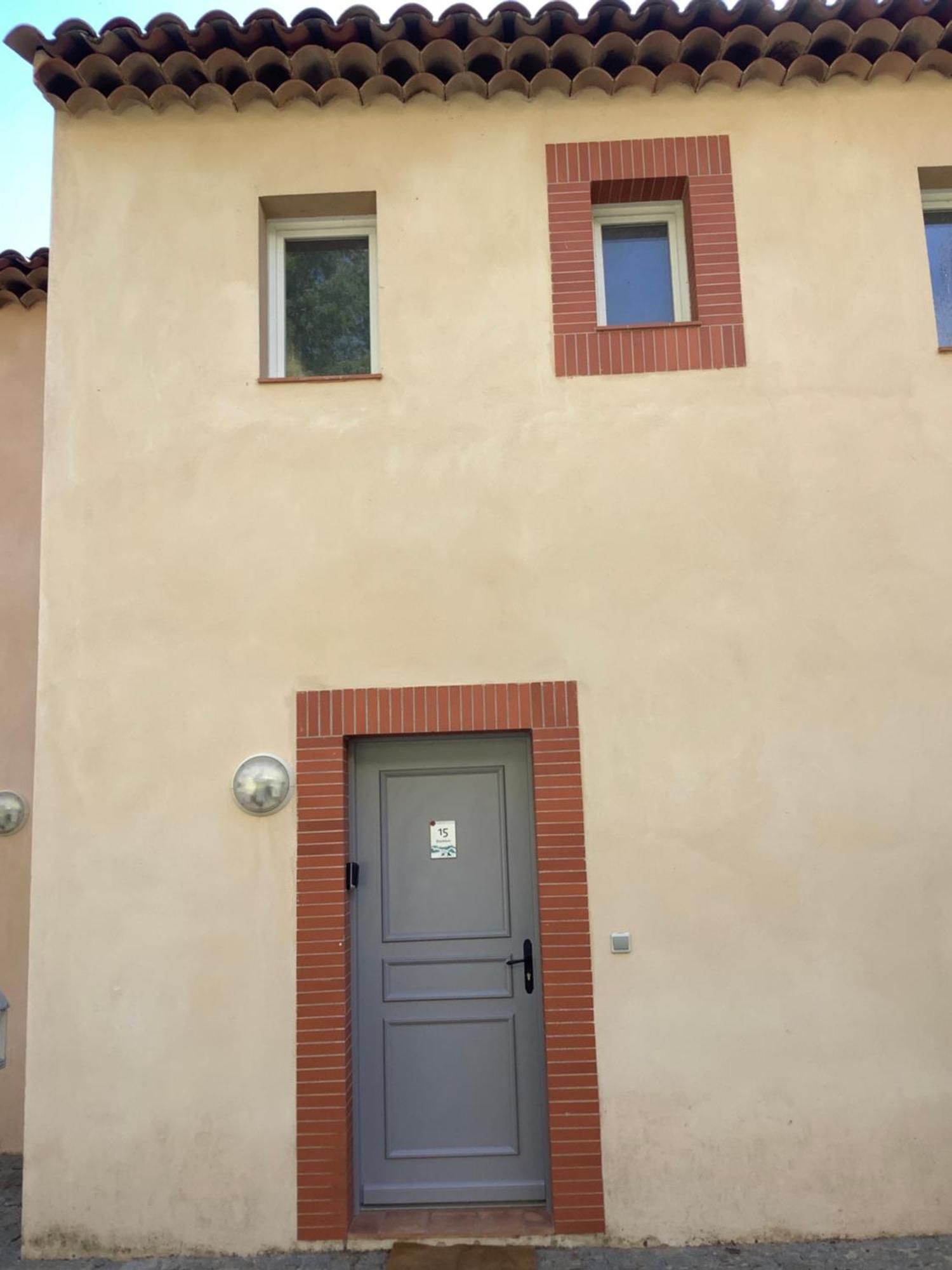 Duplex Dans Village Vacances En Ardeche Grospierres Exterior foto